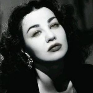 Meet your Posher, Helena